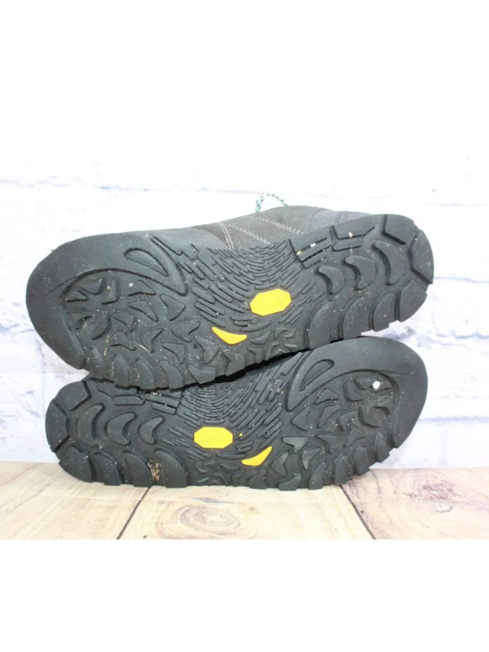 Scarpa Crux Approach Vibram Suede Hiking Outdoor Trail Women's 8.5 Men's 7.5